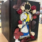Exposición de libro escultura